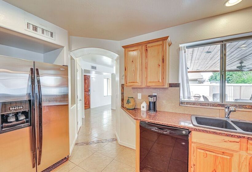 Charming Home W/ Pool   Near Mesa Arts Center!