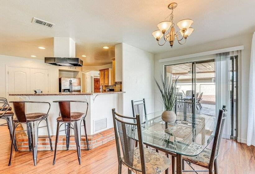 Charming Home W/ Pool   Near Mesa Arts Center!