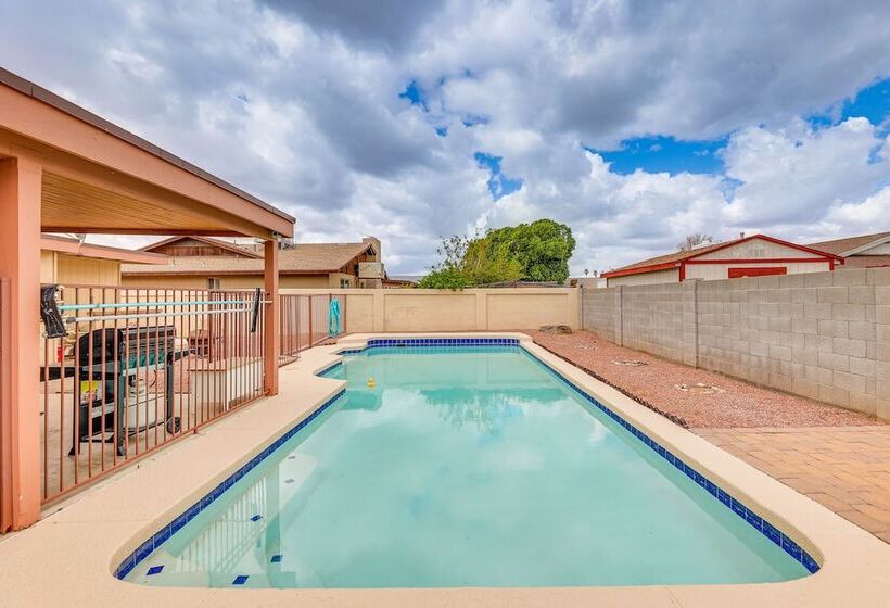 Charming Home W/ Pool   Near Mesa Arts Center!