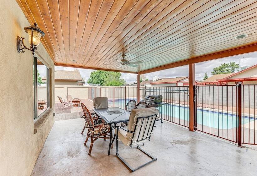Charming Home W/ Pool   Near Mesa Arts Center!