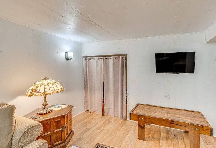 Family Friendly Lake Waubesa Home: Boat + Swim!