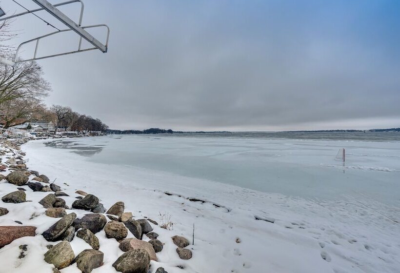 Family Friendly Lake Waubesa Home: Boat + Swim!