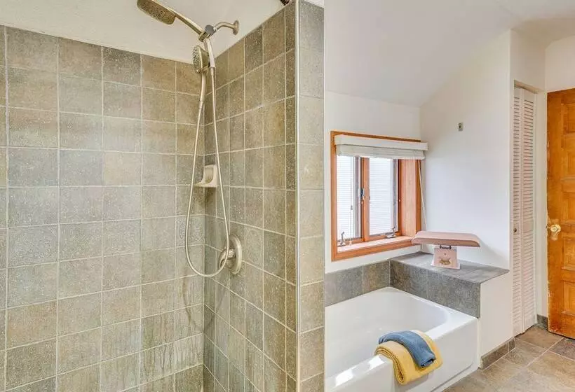 Family Friendly Lake Waubesa Home: Boat + Swim!