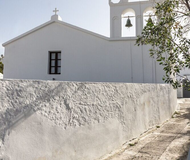 Frescoes Luxury Suites