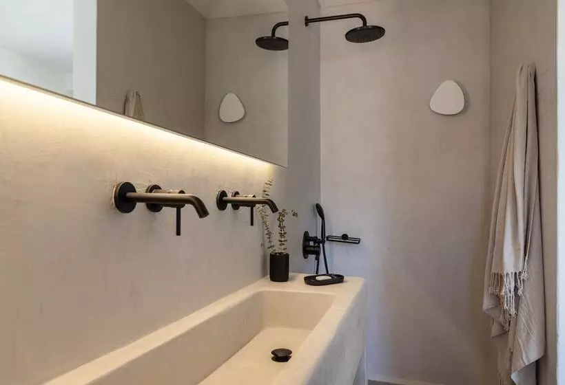 Frescoes Luxury Suites