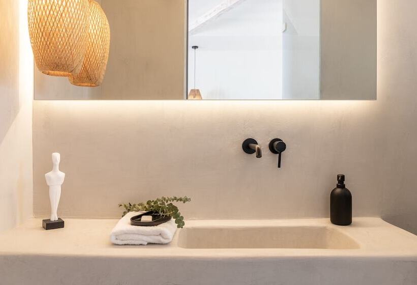 Frescoes Luxury Suites