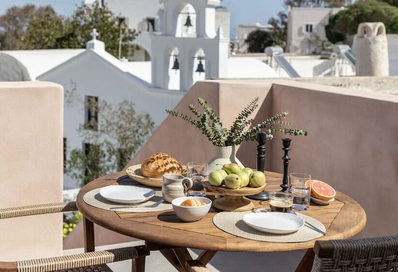 Frescoes Luxury Suites