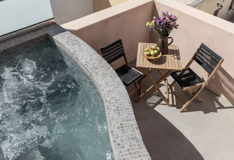 Frescoes Luxury Suites