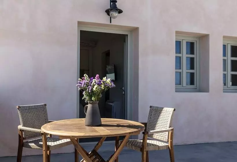 Frescoes Luxury Suites