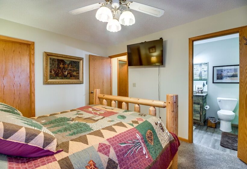 Lakefront Minnesota Home W/ Deck, Dock & Fire Pit