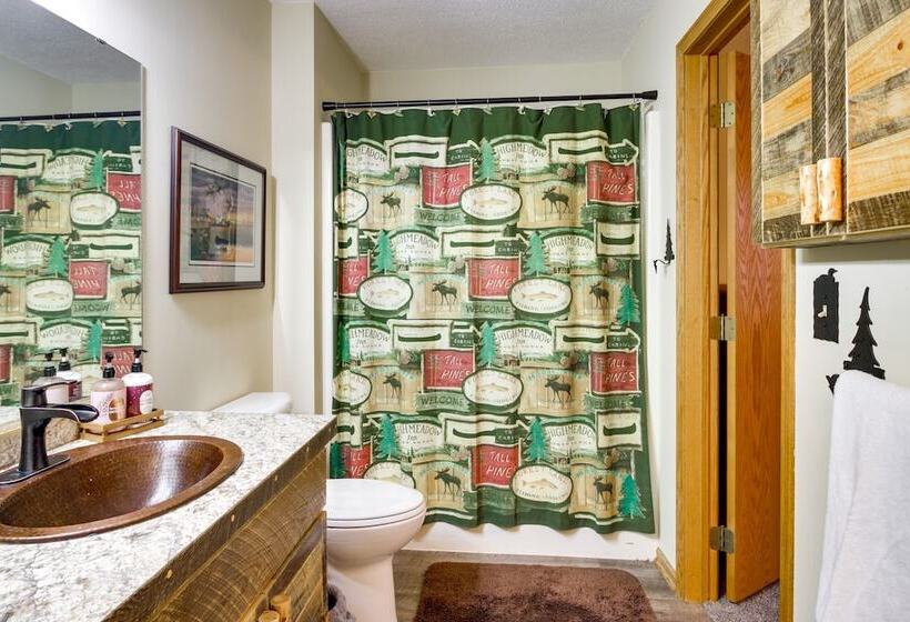 Lakefront Minnesota Home W/ Deck, Dock & Fire Pit