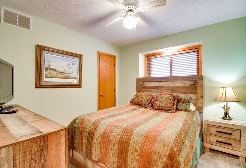 Lakefront Minnesota Home W/ Deck, Dock & Fire Pit