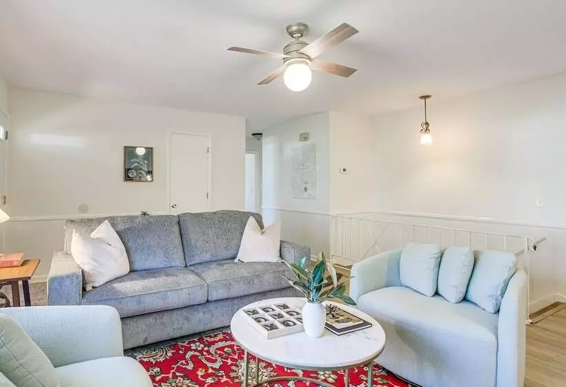 Oxford Getaway: Walk To Oxford Square!