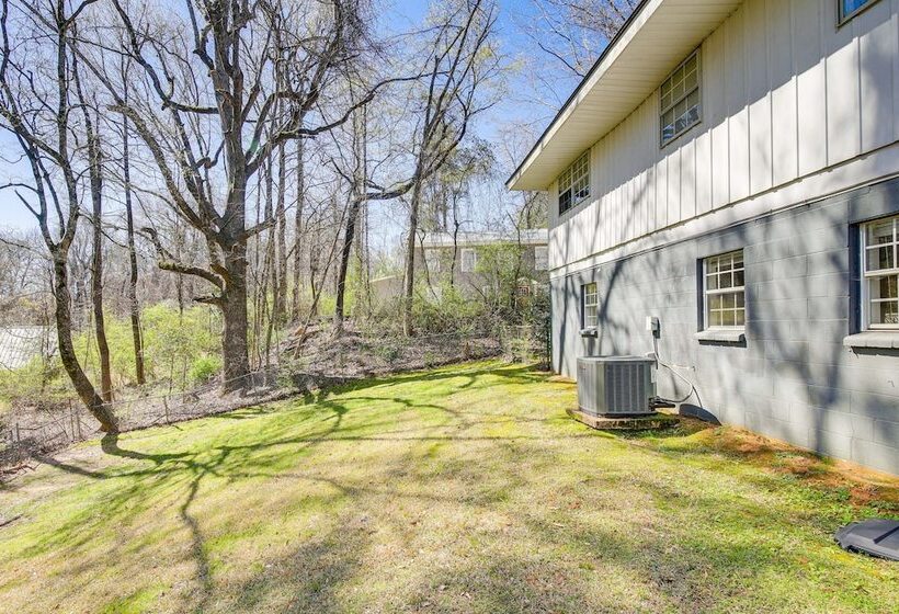 Oxford Getaway: Walk To Oxford Square!