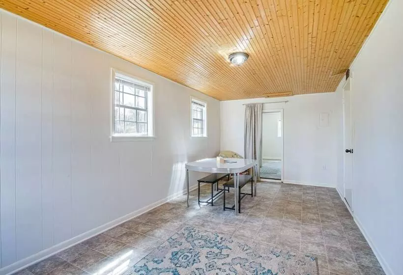 Oxford Getaway: Walk To Oxford Square!