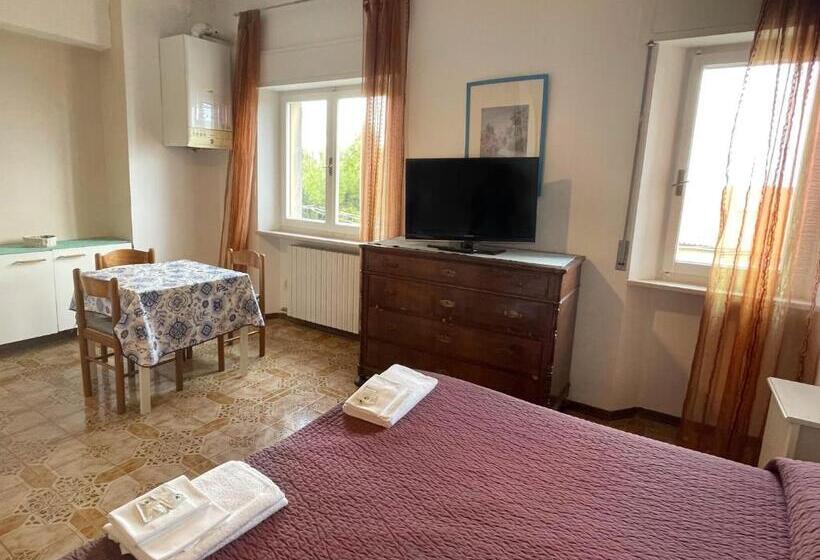 Pansiyon Cleo Magnolia