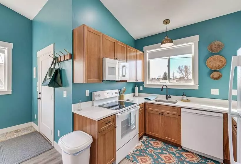 Pinedale Home W/ Gas Grill: 7 Mi To Fremont Lake!