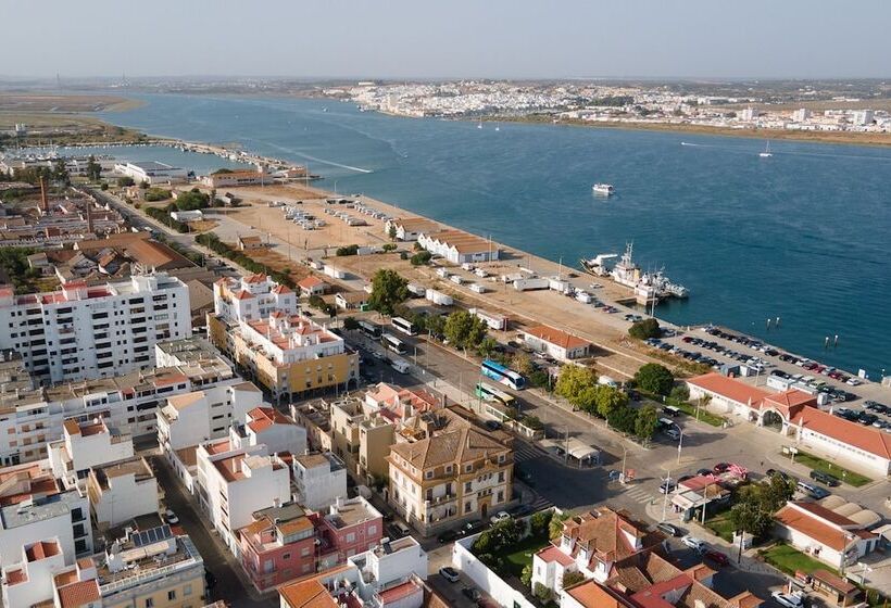 Princess Building V. R. Santo António