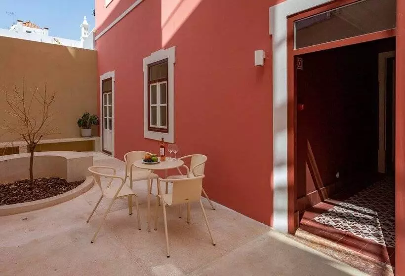 Princess Building   V. R. Santo António