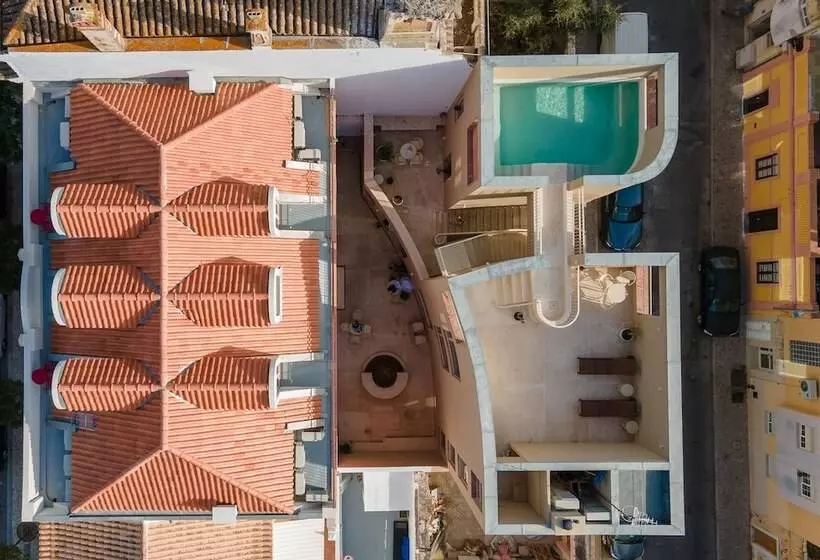 Princess Building   V. R. Santo António