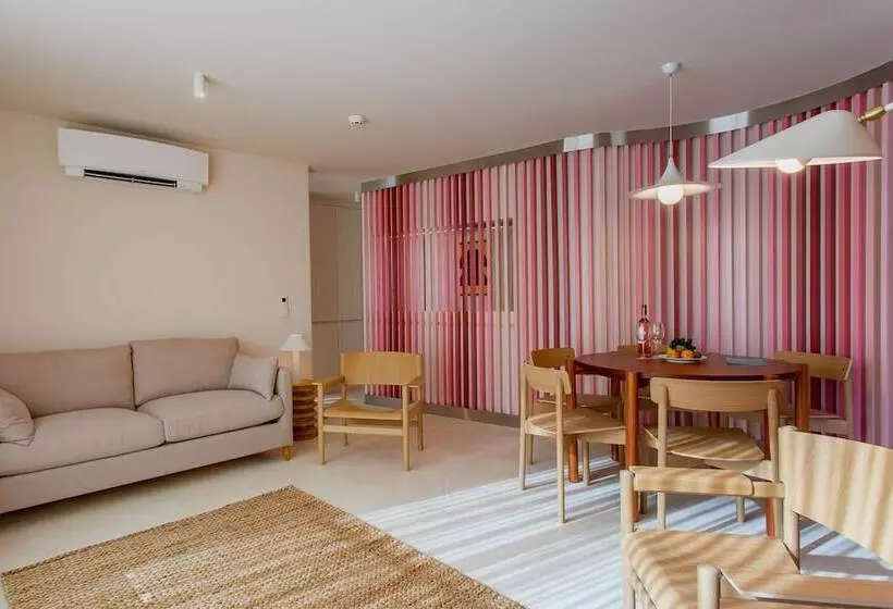 Princess Building   V. R. Santo António