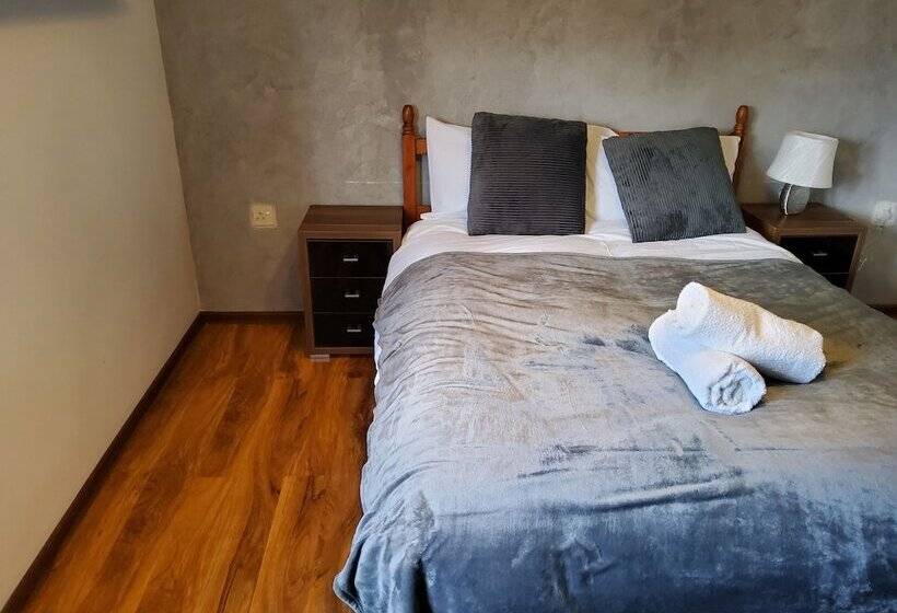 اقامتگاه Impeccable 2 Bed House In Norwich