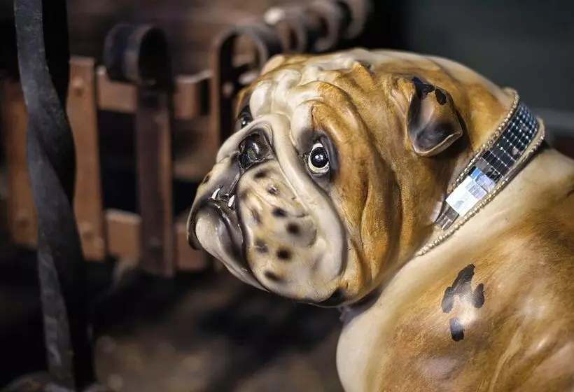 Residenssi Luxury 3 Bed Manor House Hot Tub Cinema Room Skytv