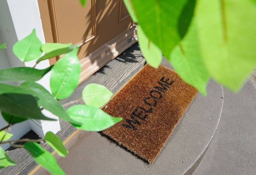 إقامة Luxury 3 Bed Manor House Hot Tub Cinema Room Skytv