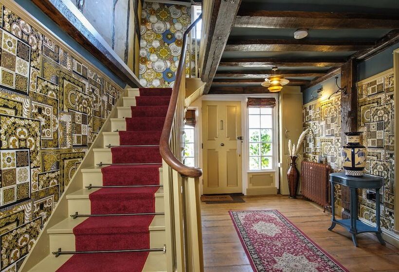 إقامة Luxury 3 Bed Manor House Hot Tub Cinema Room Skytv