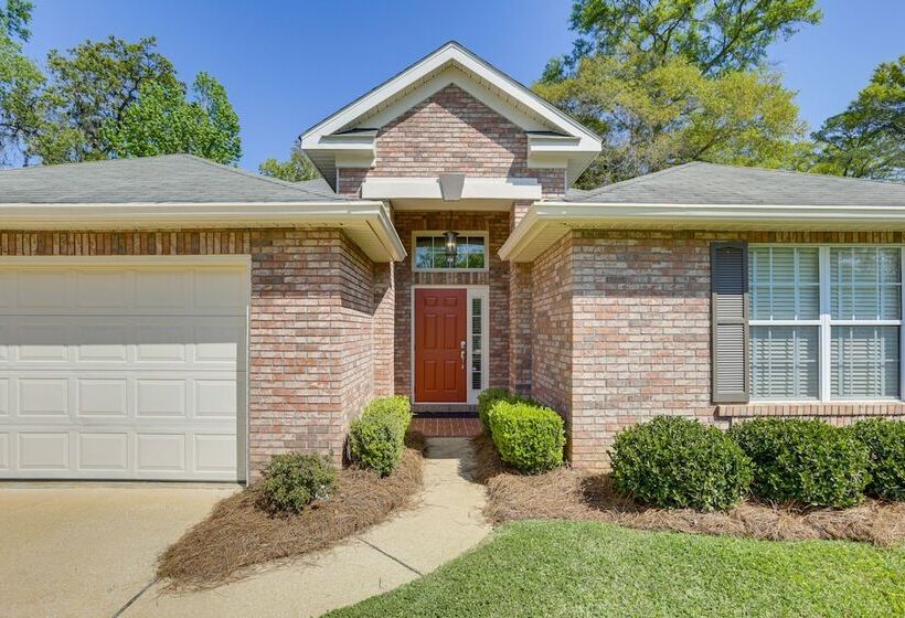 Tallahassee Home W/ Private Yard: 9 Mi To Downtown