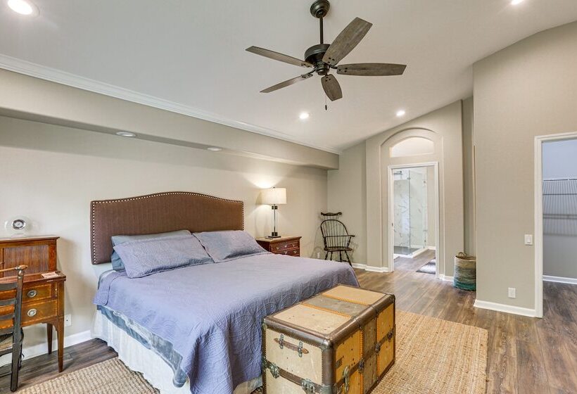 Tallahassee Home W/ Private Yard: 9 Mi To Downtown