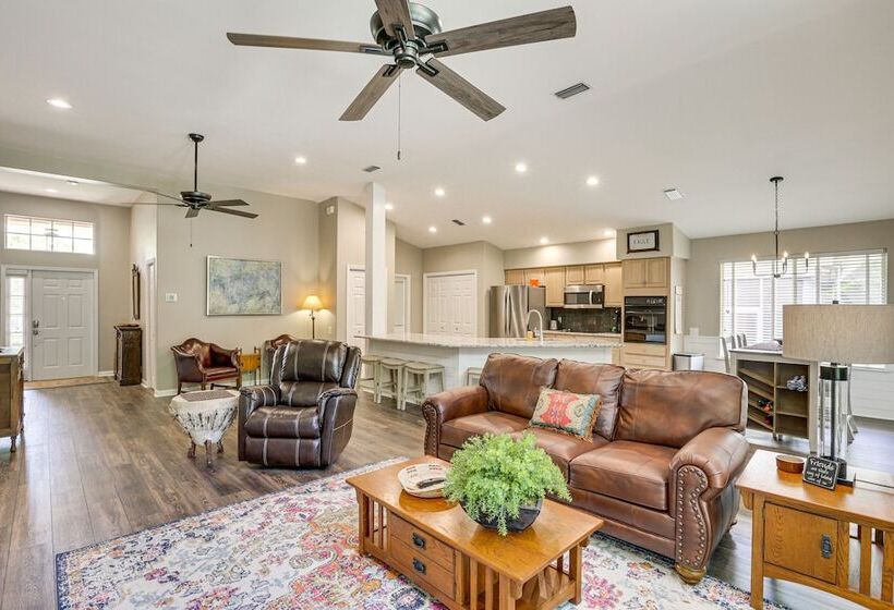 Tallahassee Home W/ Private Yard: 9 Mi To Downtown