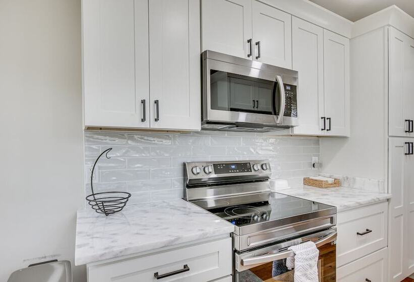 Updated Columbia Home W/ Patio 4 Mi To Usc!