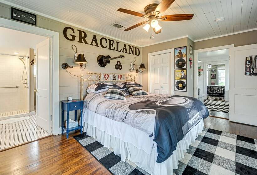 Retro Retreat In Llano W/ Screened Porch!