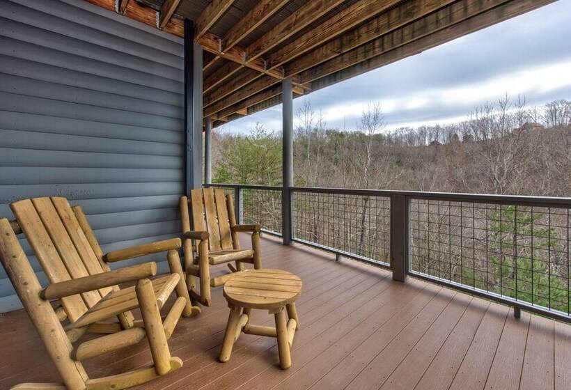 Cabin W/ Mountain Views, Hot Tub & Game Room!