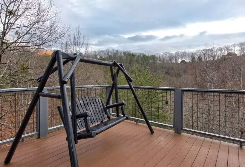 Cabin W/ Mountain Views, Hot Tub & Game Room!