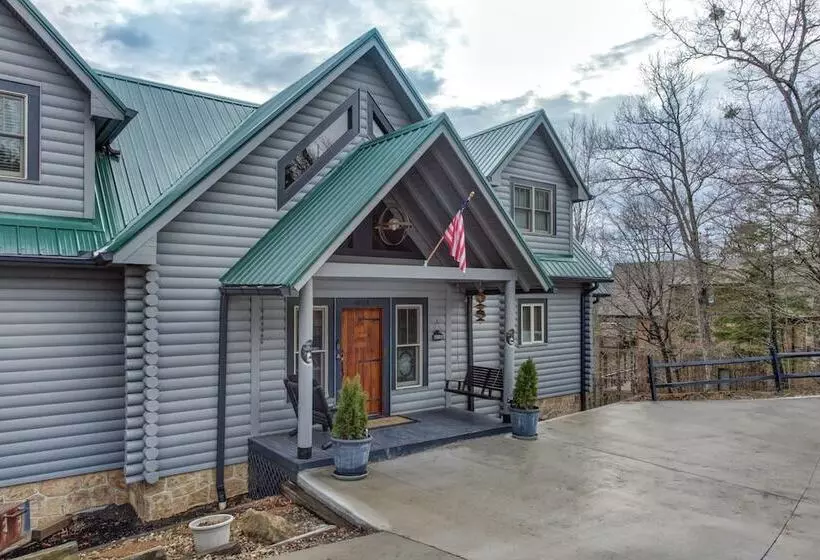 Cabin W/ Mountain Views, Hot Tub & Game Room!