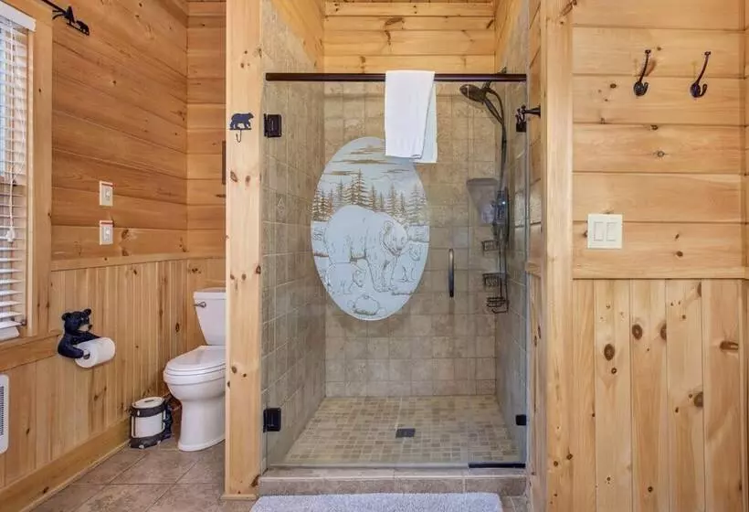 Cabin W/ Mountain Views, Hot Tub & Game Room!