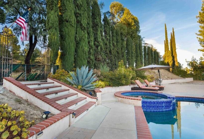 Colven By Avantstay Pool + Spa Near Golf Course