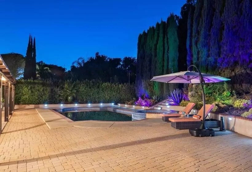 Colven By Avantstay Pool + Spa Near Golf Course