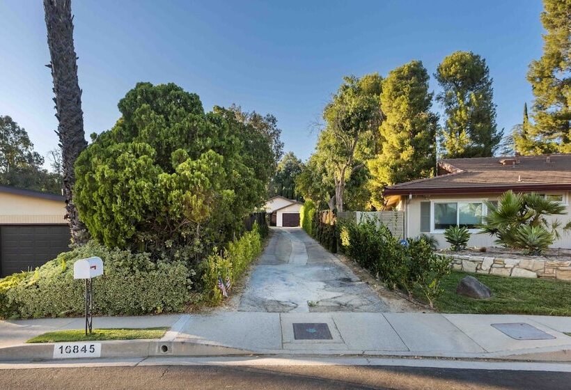 Colven By Avantstay Pool + Spa Near Golf Course