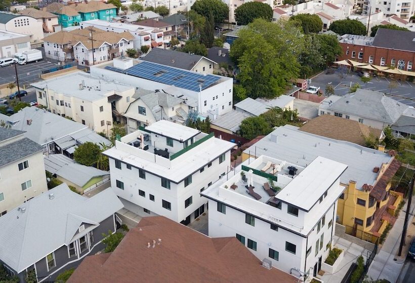 Downtown Darling By Avantstay Rooftop Deck, View