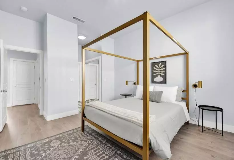 Hinds By Avantstay Duplex In North Hollywood