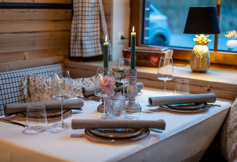 Хостел Gasthof Neuhaus