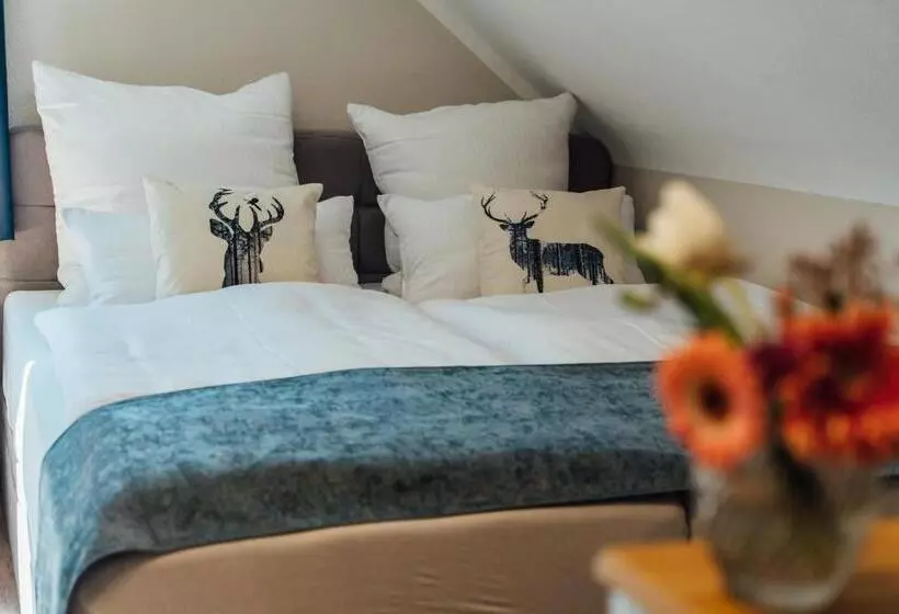 Hostelli Gasthof Neuhaus