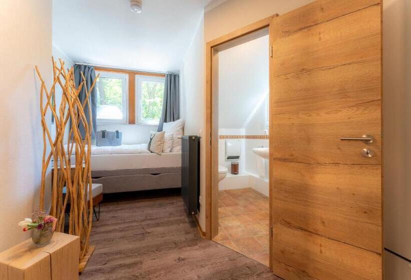 Хостел Gasthof Neuhaus