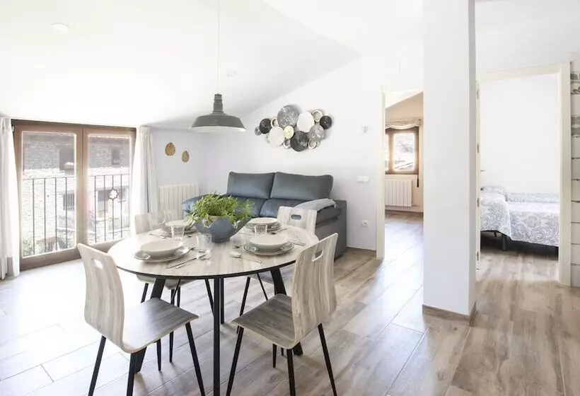 Hotelli Apartamentos Creativos Villarubei