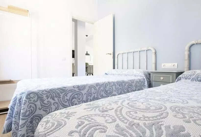 Hotelli Apartamentos Creativos Villarubei