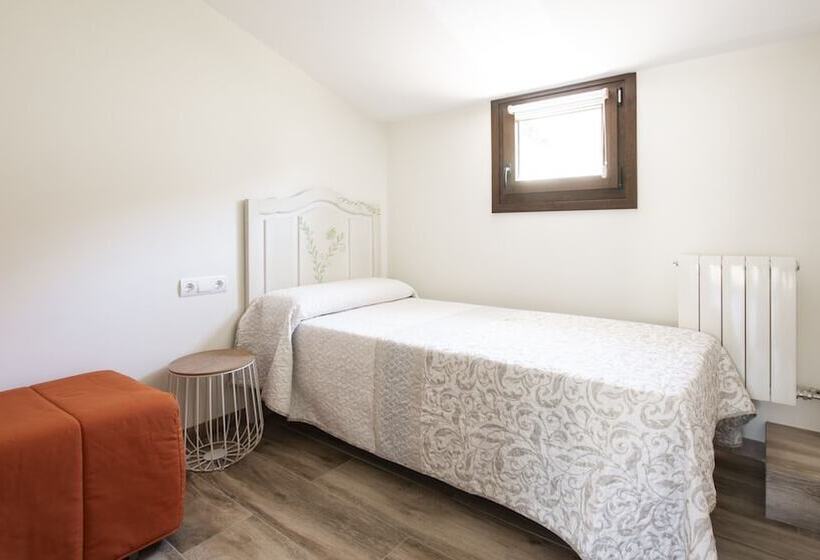 ホテル Apartamentos Creativos Villarubei