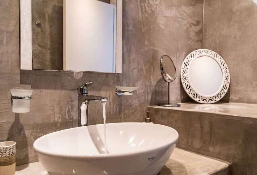 Hotel Aqualung Suites